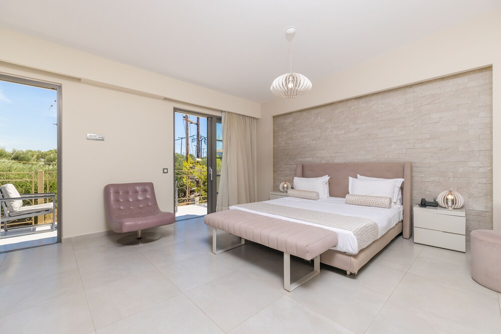 Balcony Hotel 21/66