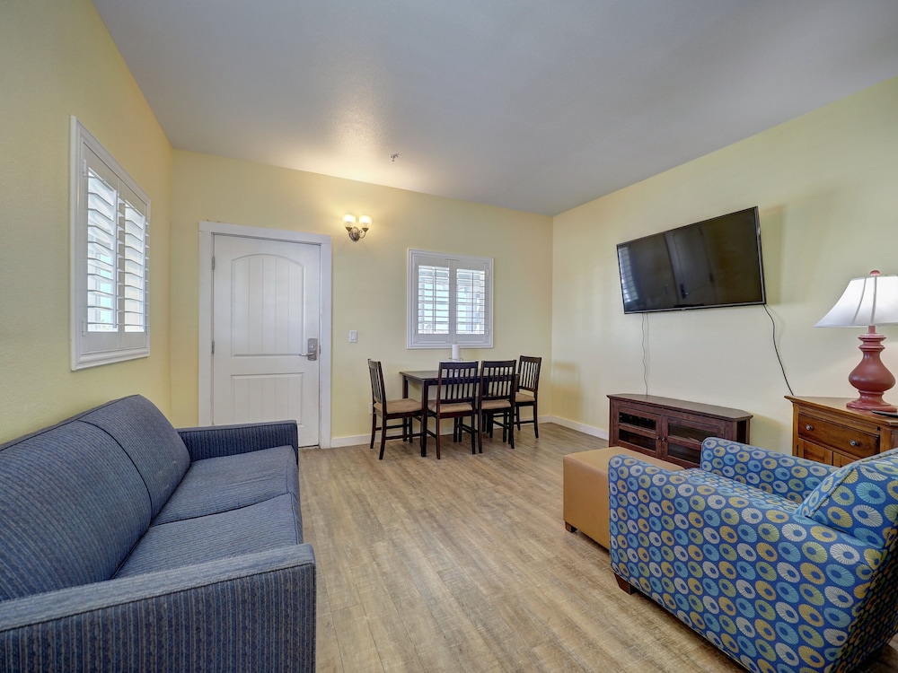 Seashell Village Resort 46/70