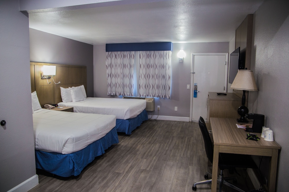 Days Inn by Wyndham Redwood City 30/55