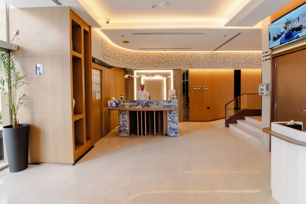 فندق جوار المدينة الفندقية(Jiwar Al Madina Hotel) 13/50