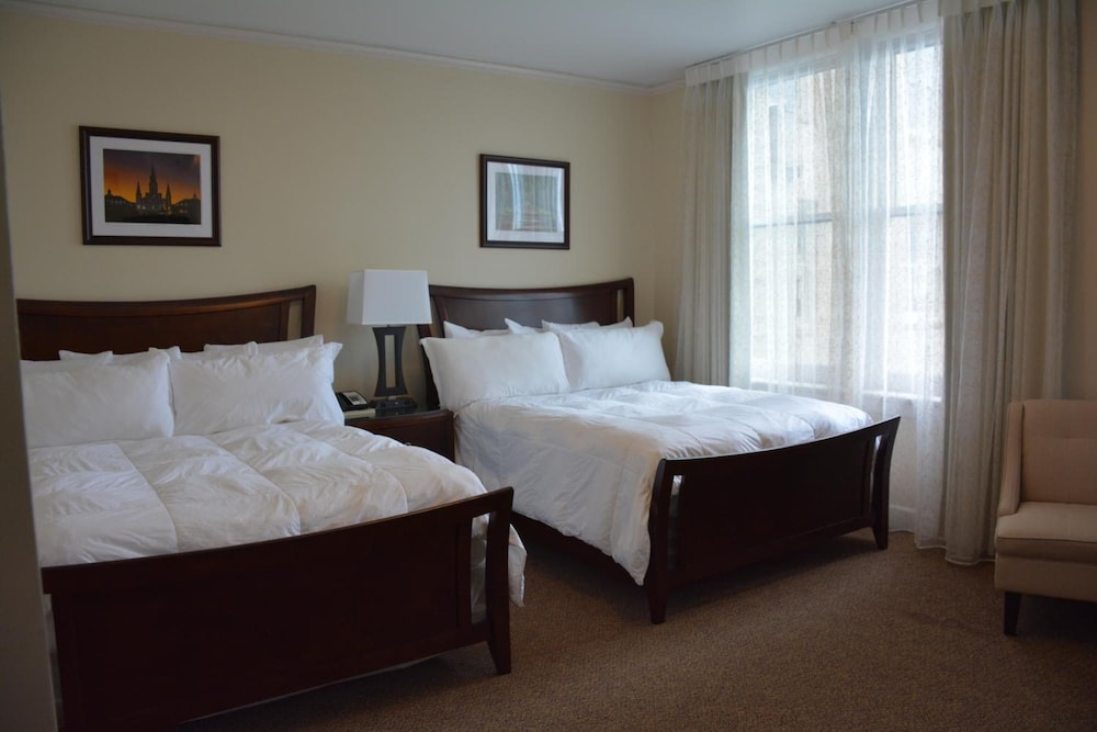 Hotel Bentley 17/50