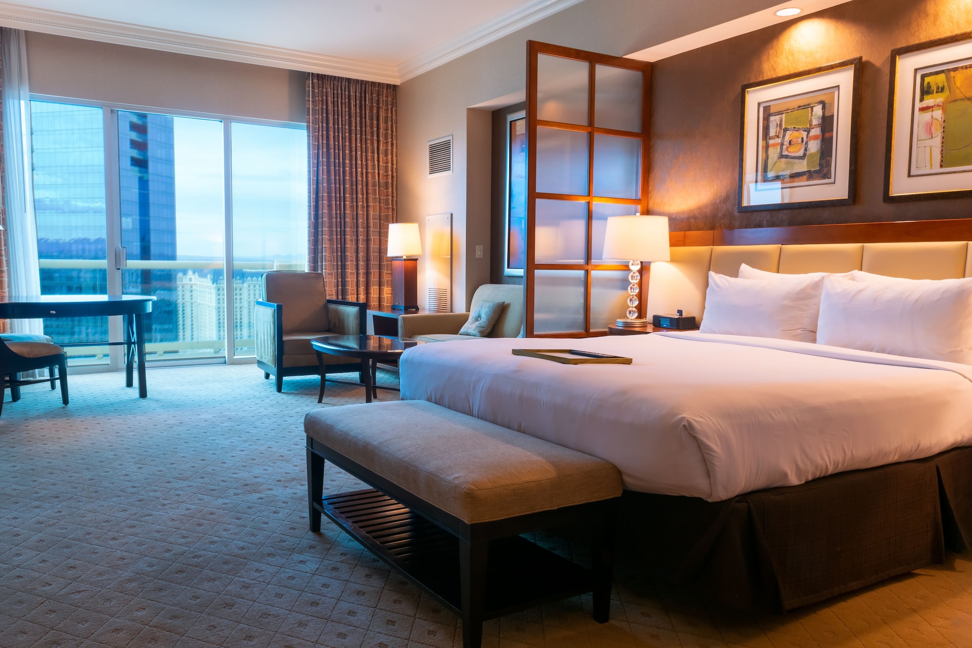 DELUXE, SUITE, STRIP VIEW, BALCONY