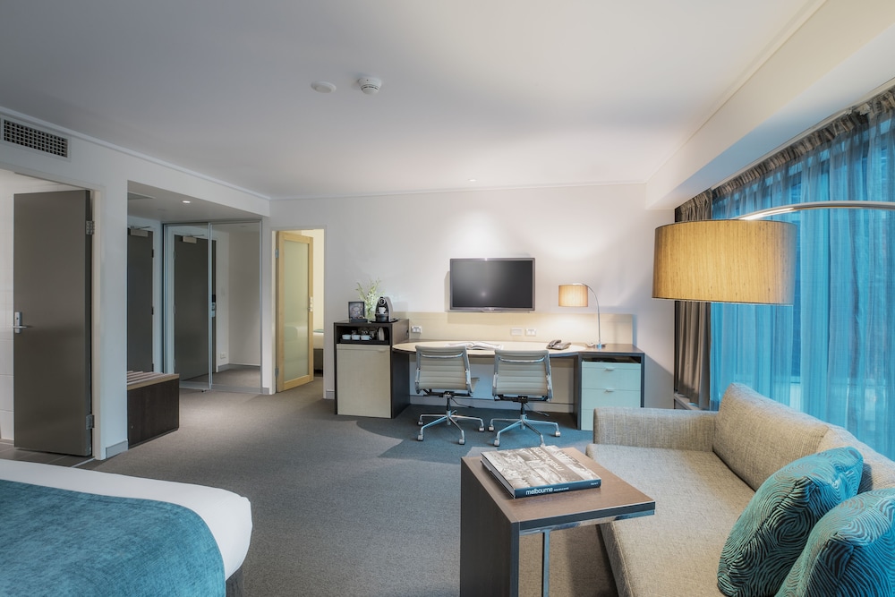 Novotel Melbourne on Collins 56/74