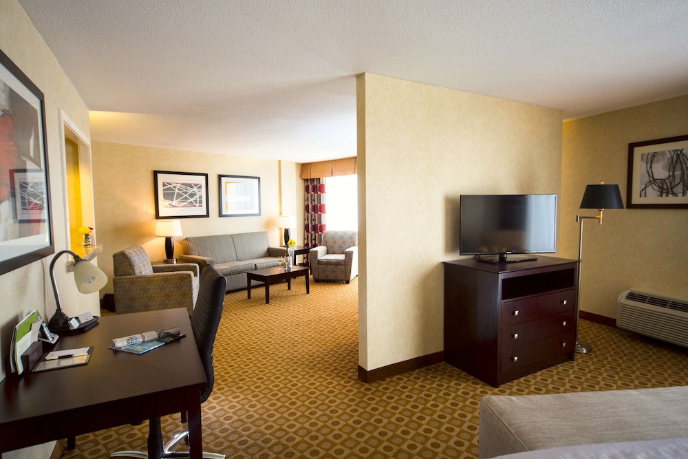 Doubletree By Hilton Portland Me 42/61