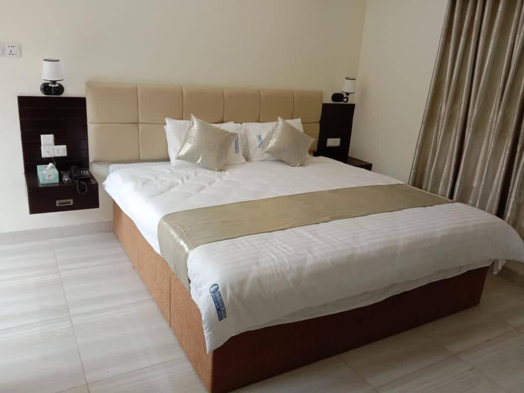 White Park, Boutique Hotel 18/29
