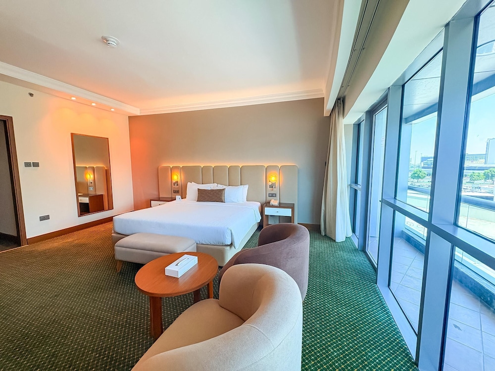 DoubleTree by Hilton Dubai Port Saeed. 27/65
