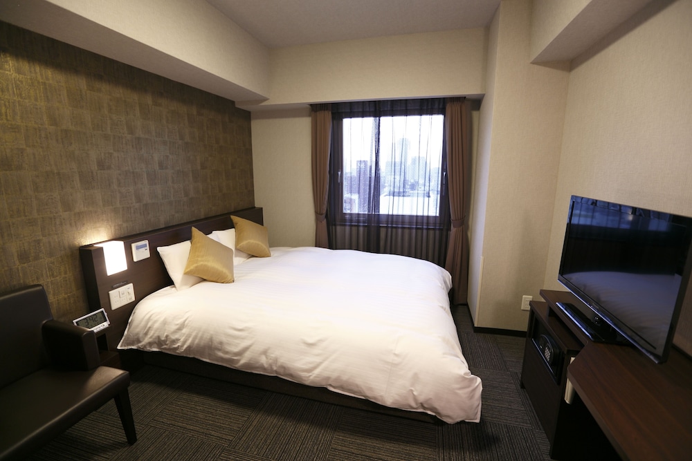 Dormy Inn Premium Namba 7/32