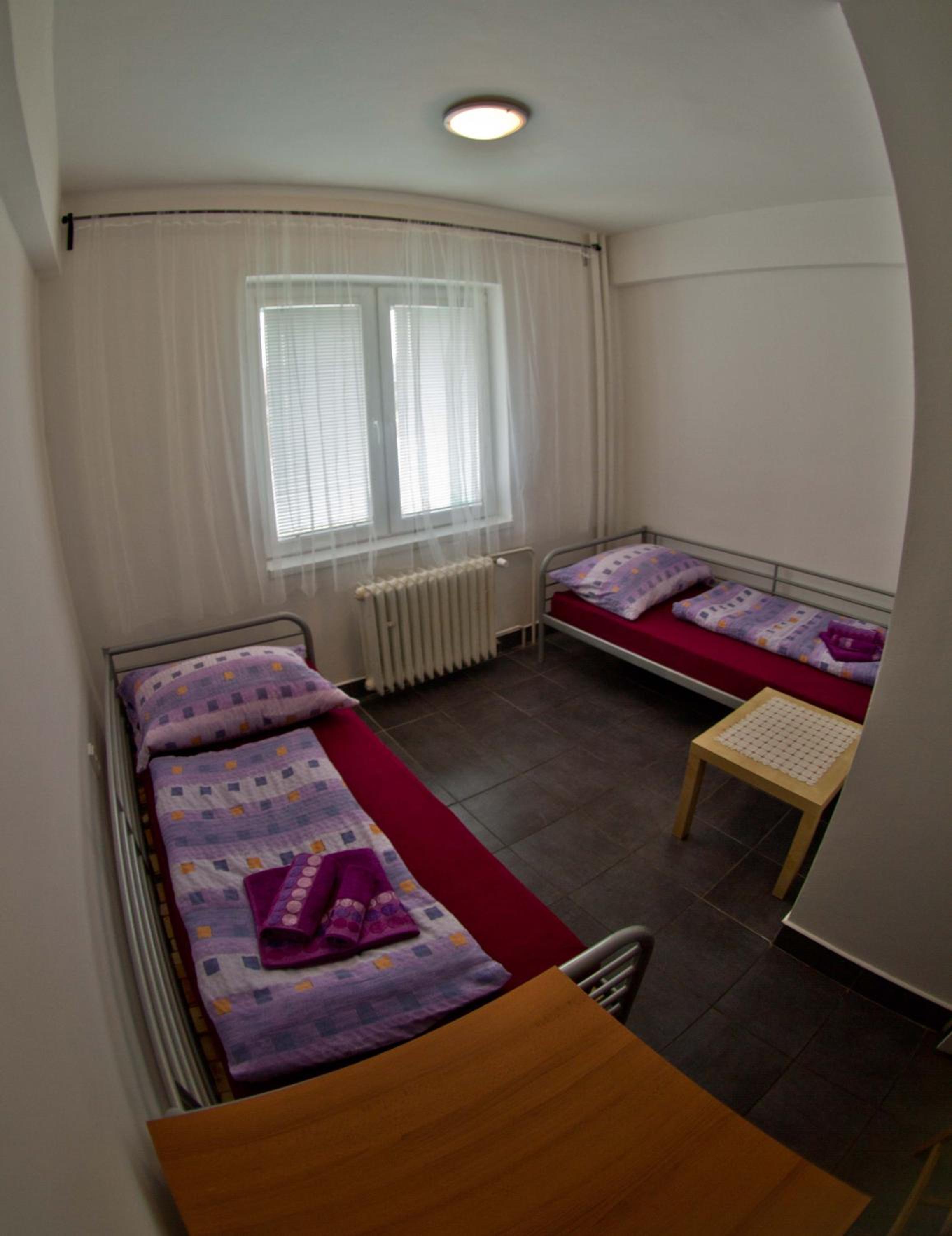 Hotelak Martinov 42/60