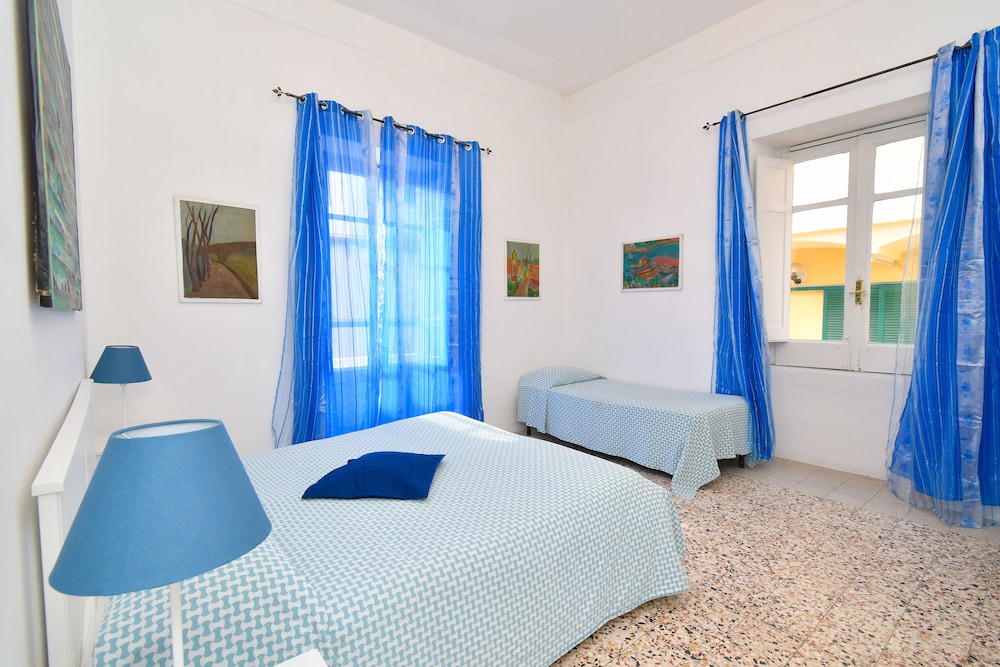 VILLA PANORAMICA 28/68