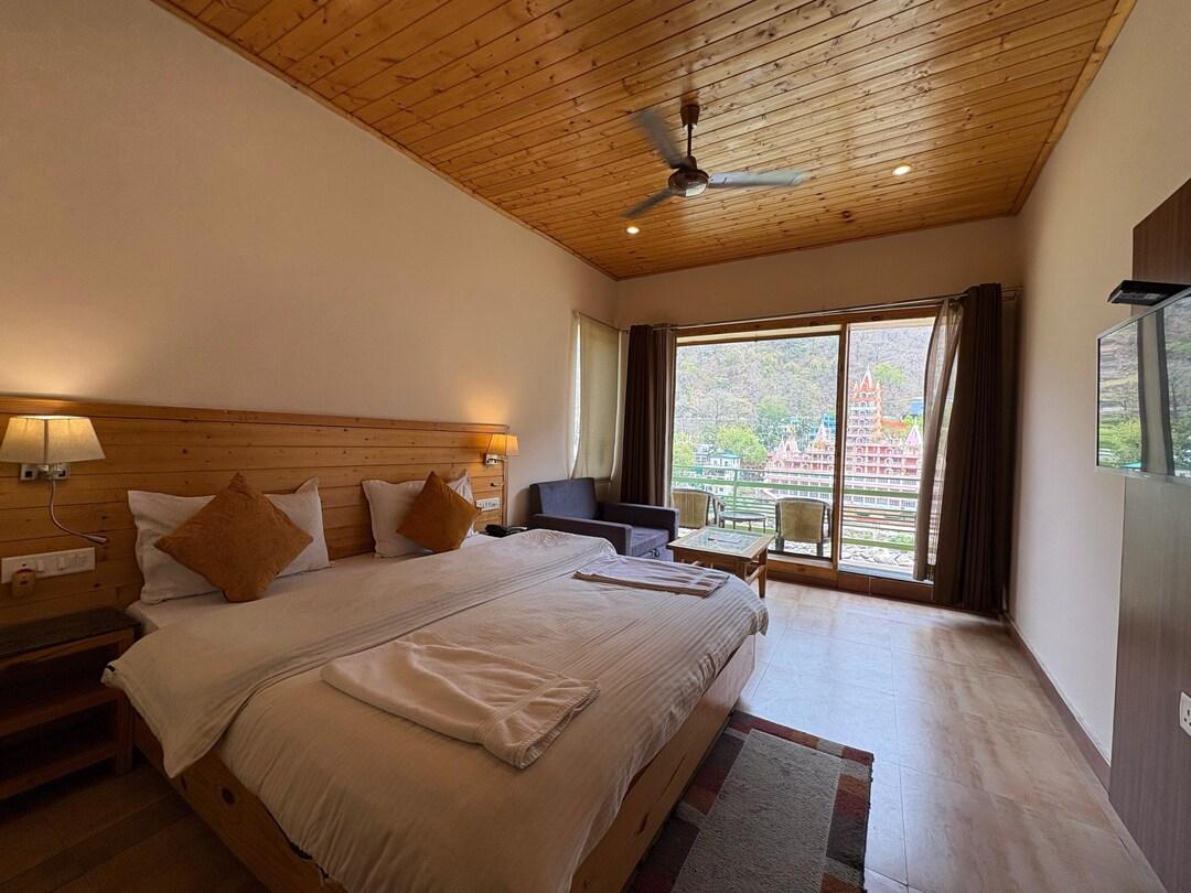 Kunwar Residency 8/31