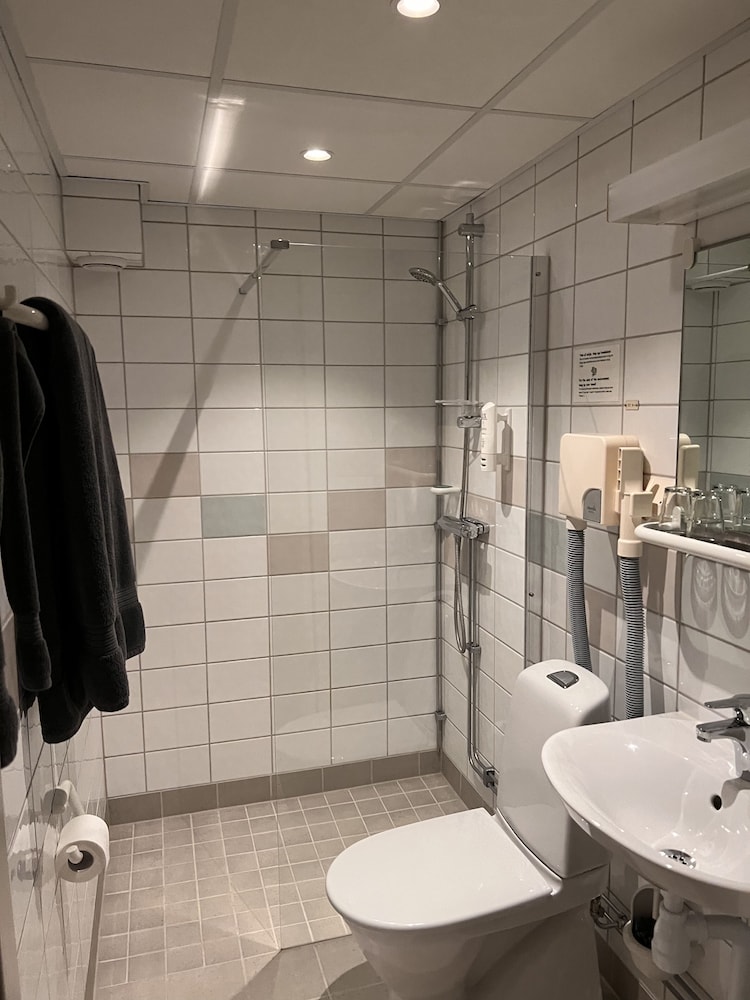 Hotell Garvaren 6/50