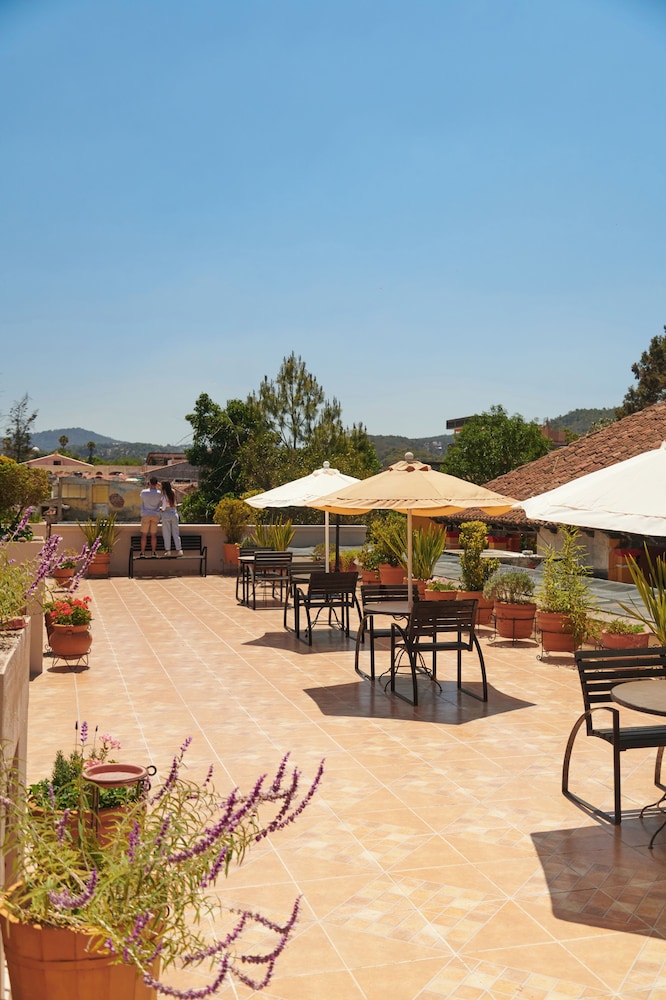 Mansion del Valle 38/50