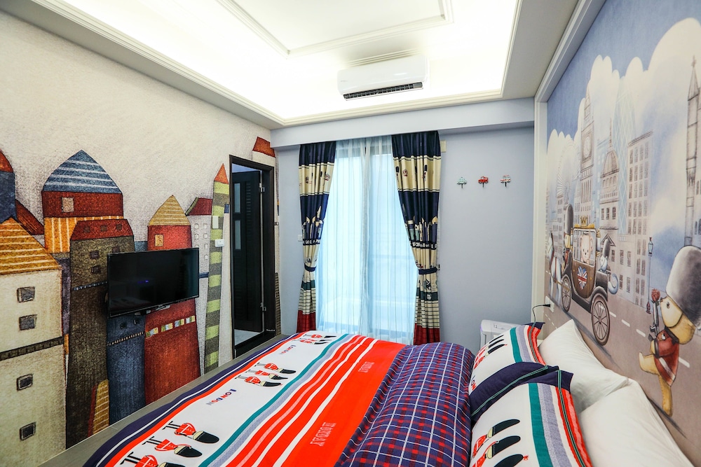 Happiness Station B&B 23/50