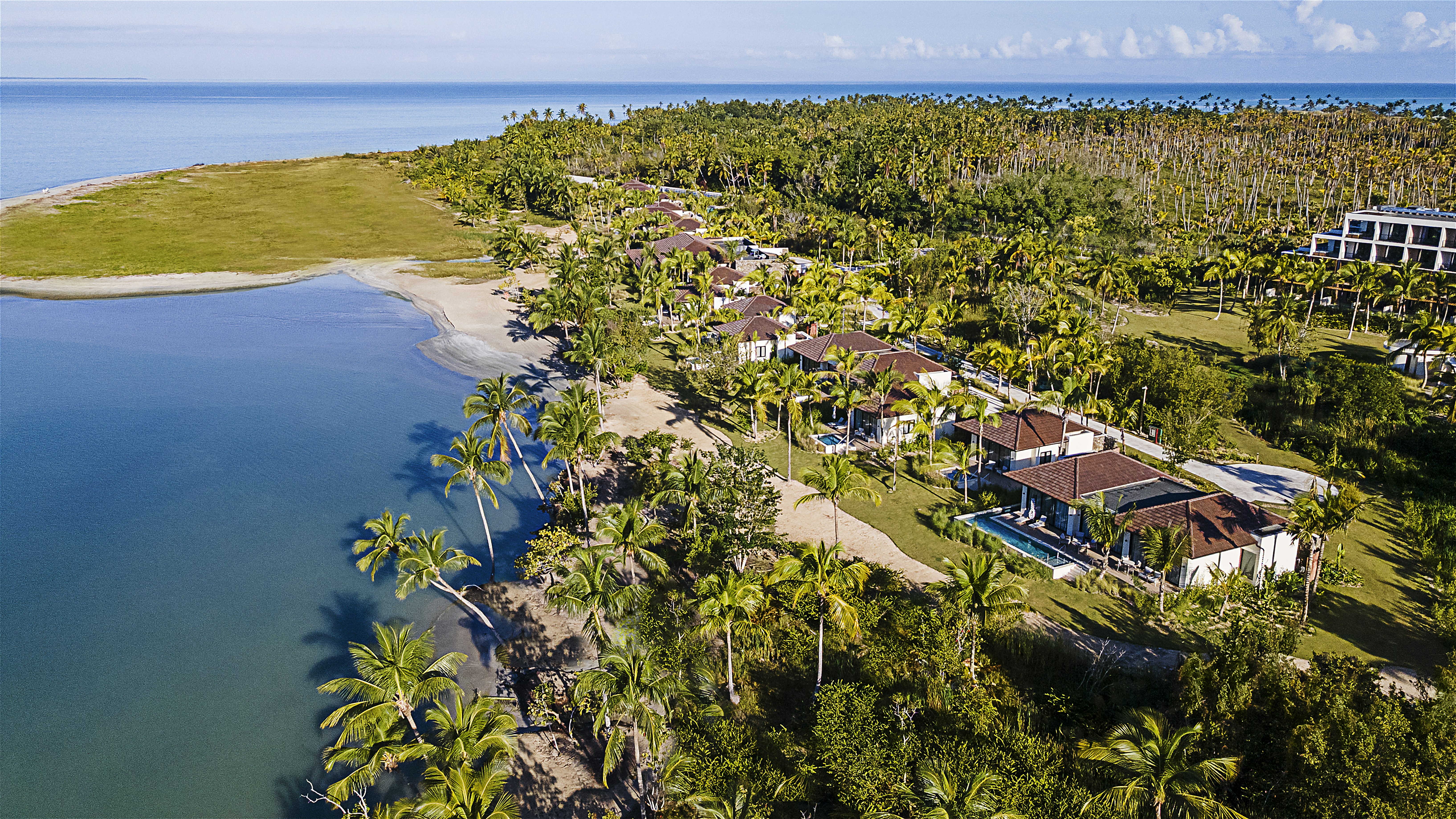 Zemi Miches Punta Cana All-Inclusive Resort, Curio by Hilton 68/69