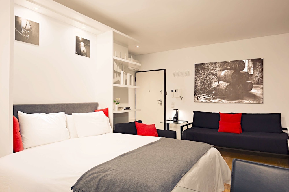 Old City Design Apartments 10/46