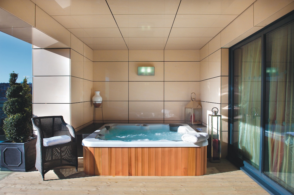 Casa Hotel 32/60