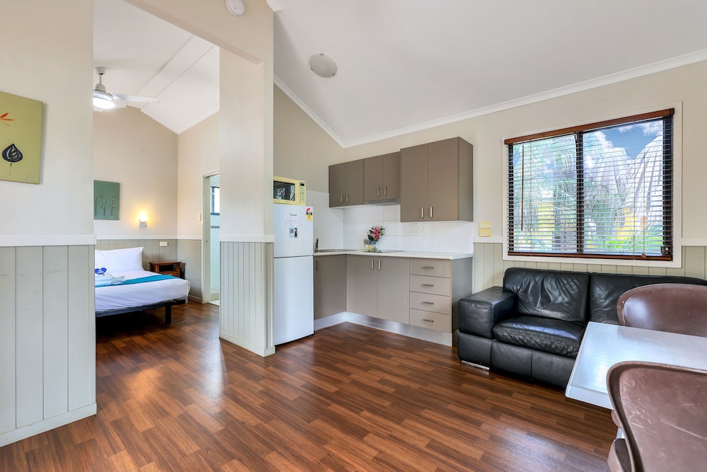 DARWIN FREESPIRIT RESORT 46/72