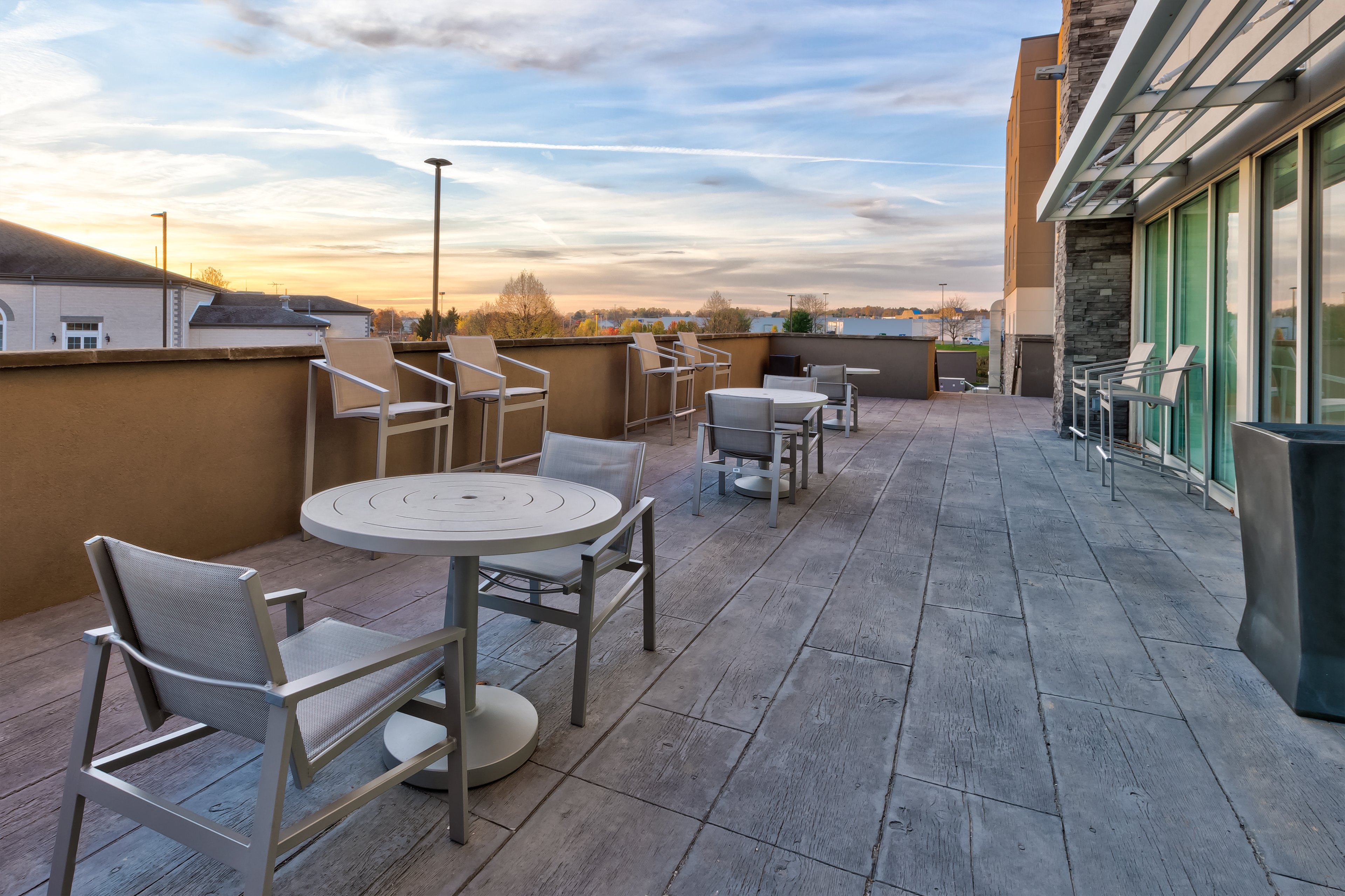 Holiday Inn Express And Suites Wooster 34/47