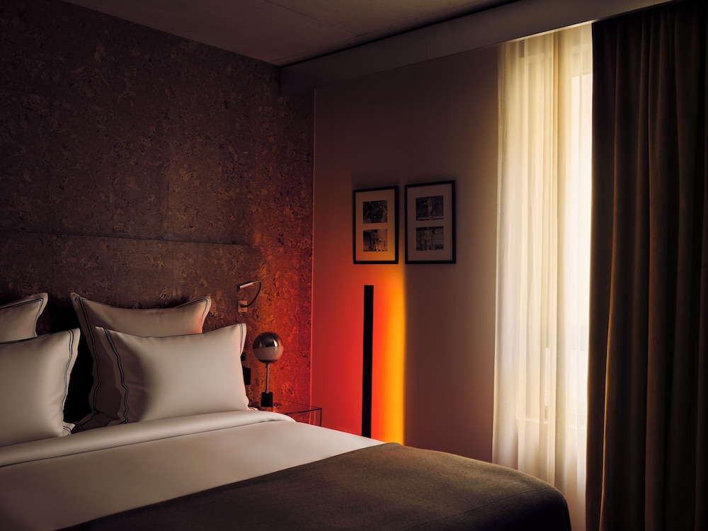 غرفة سوبيريور بسرير كوين، Hotel Le Bus Palladium 2/3