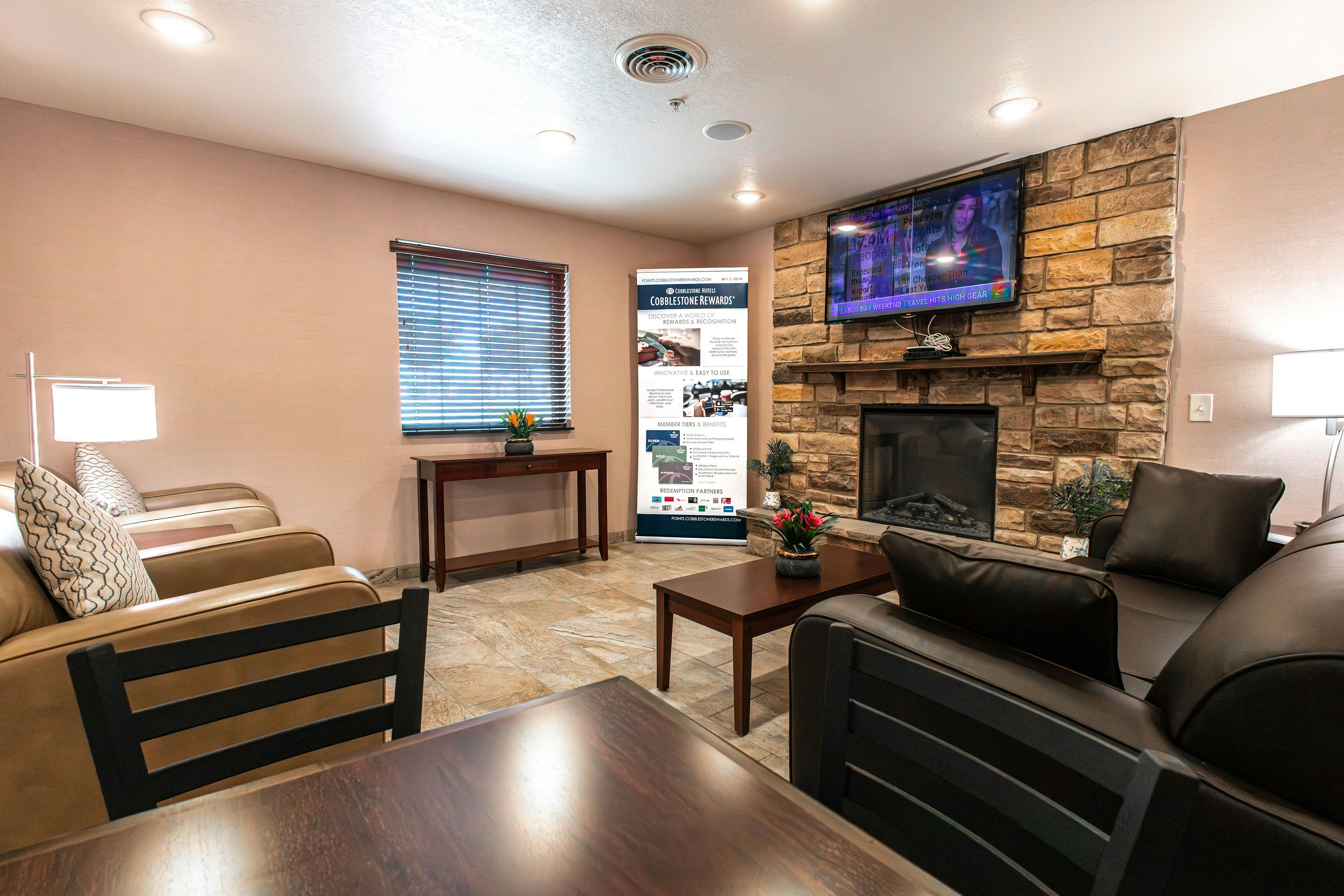 Cobblestone Inn Amp Suites Big Lake Tx 51/80