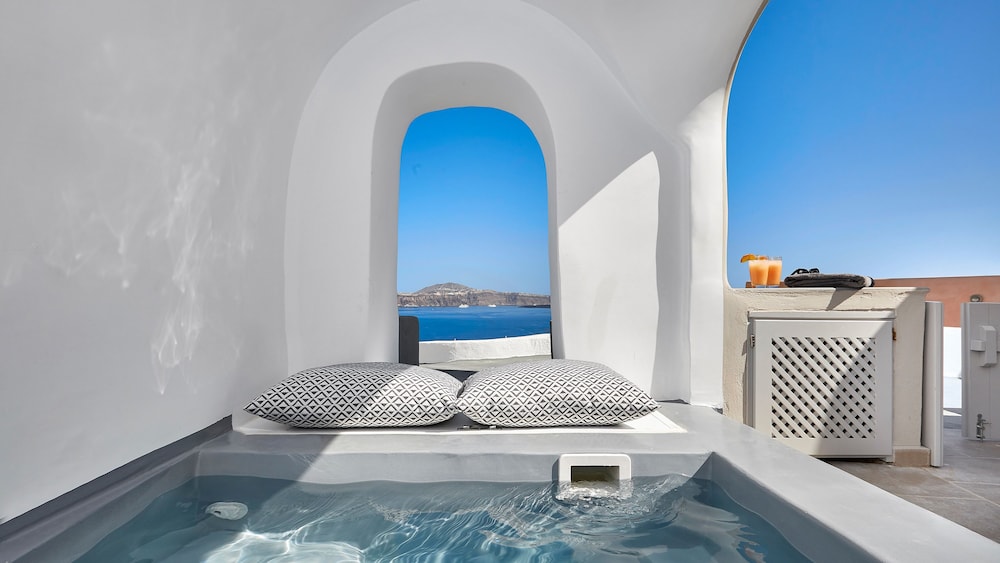 Amaya Selection Of Villas 22/50