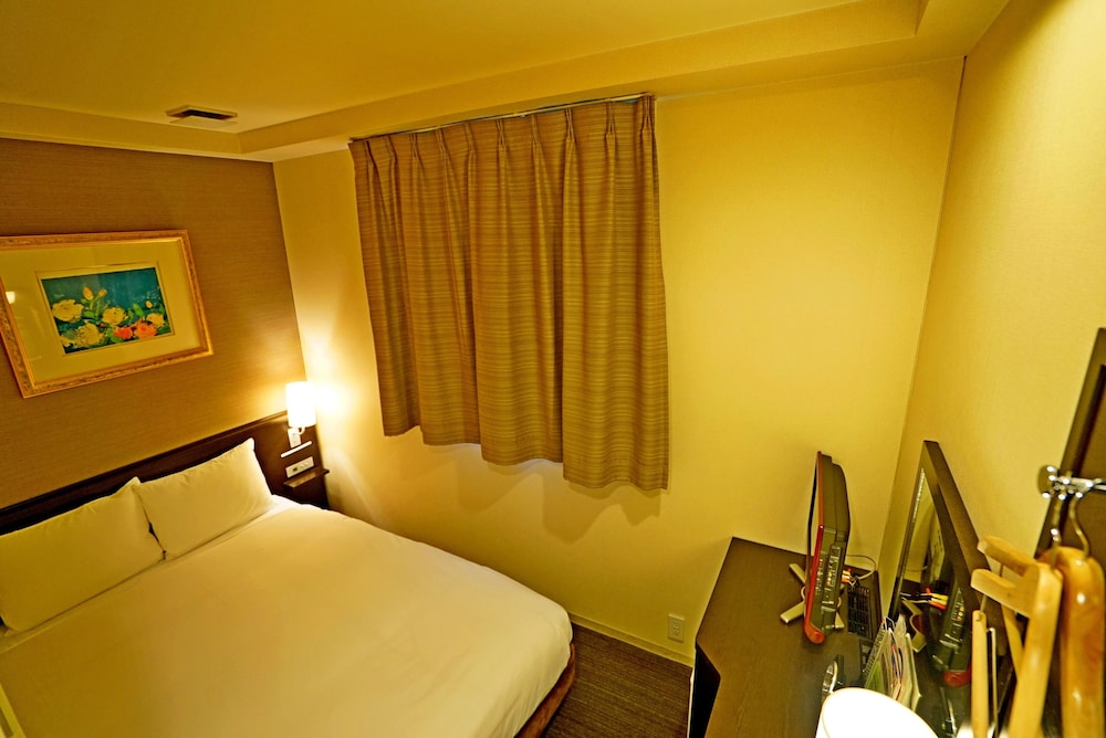 Cvs Bay Hotel 37/50