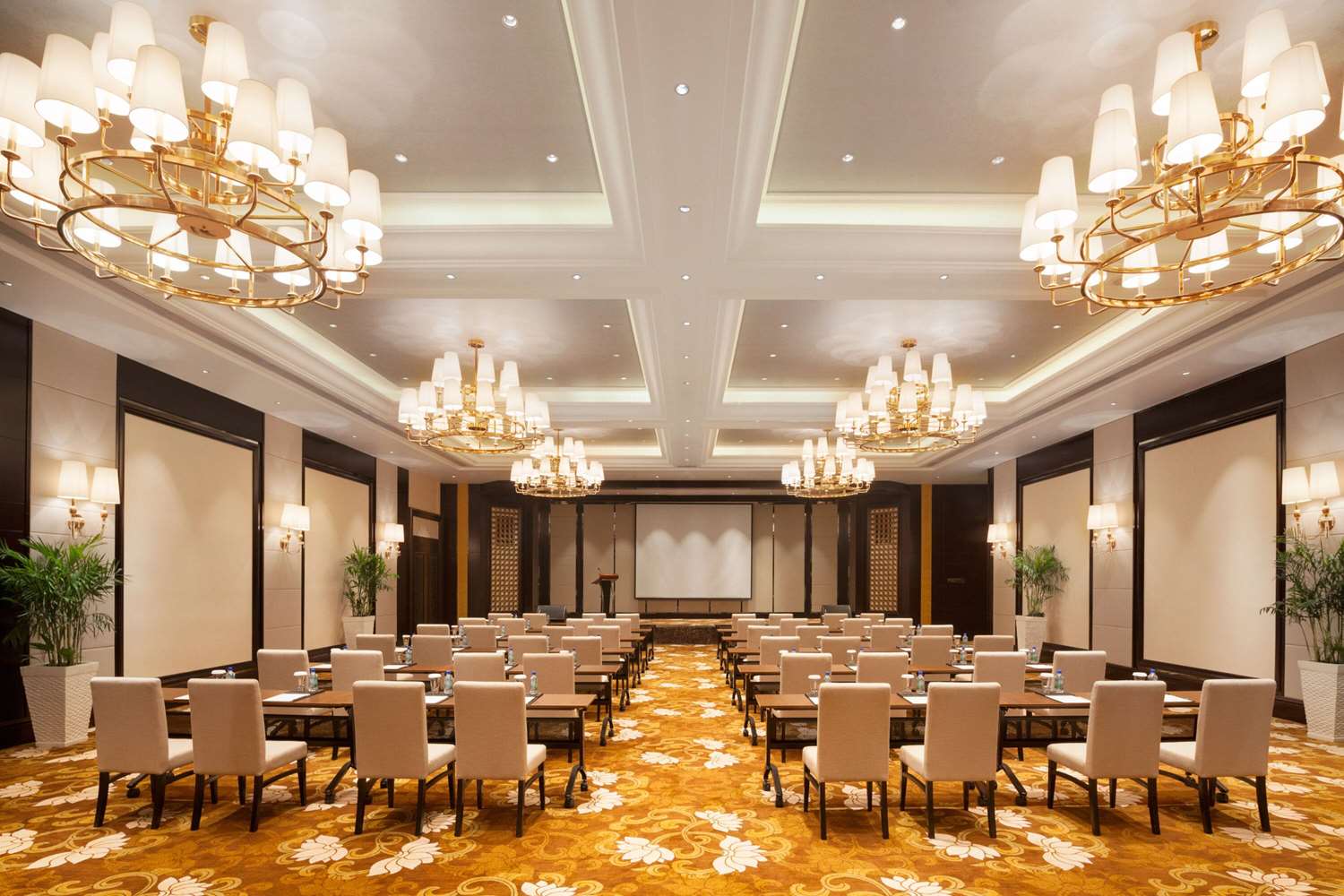 Wyndham Grand Xian South 56/61