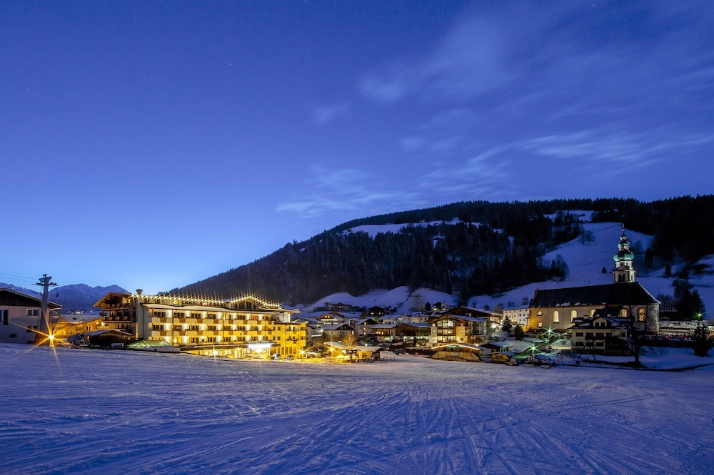 Hotel Tirolerhof 43/50