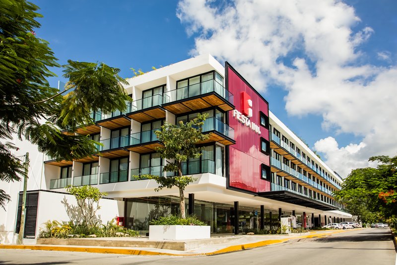 Fiesta Inn Playa Del Carmen 4/76