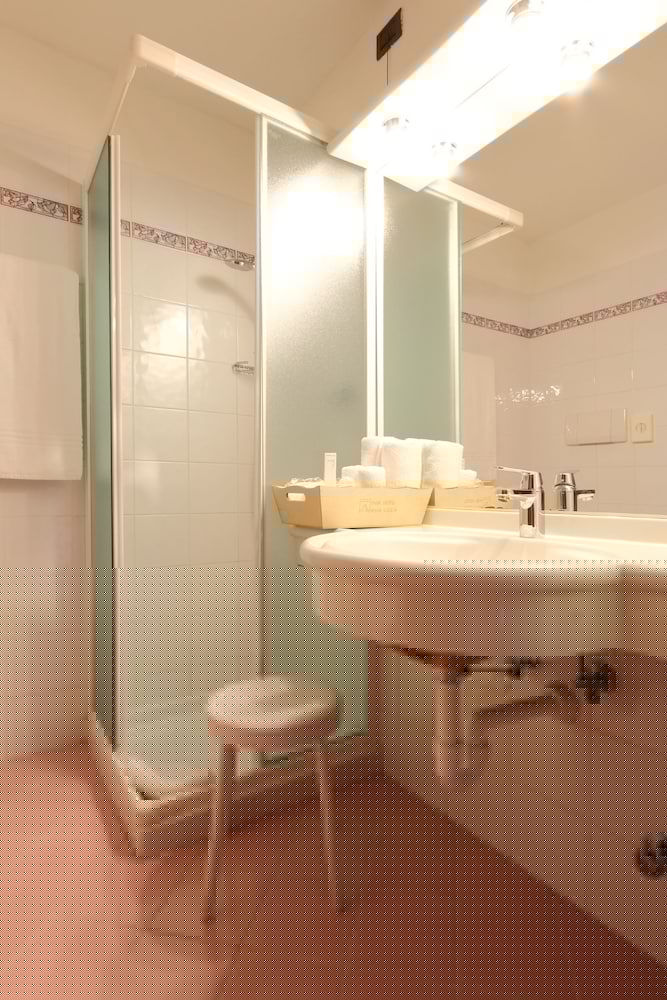 PARK HOTEL BELLACOSTA 41/43
