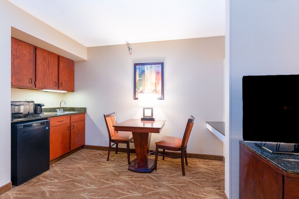 Kahler Inn and Suites - Mayo Clinic Area 56/60