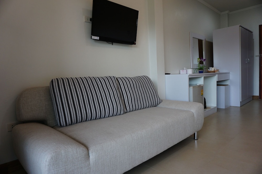 Green Hill Resort 25/50