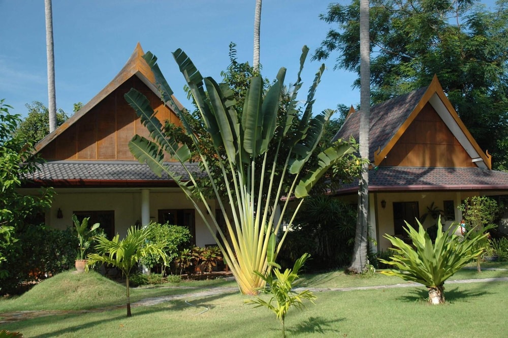 Palm Garden Resort 6/66