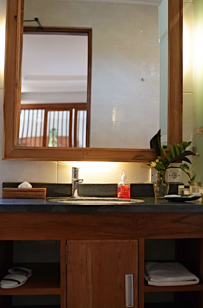 Lebak Bali Residence 12/77