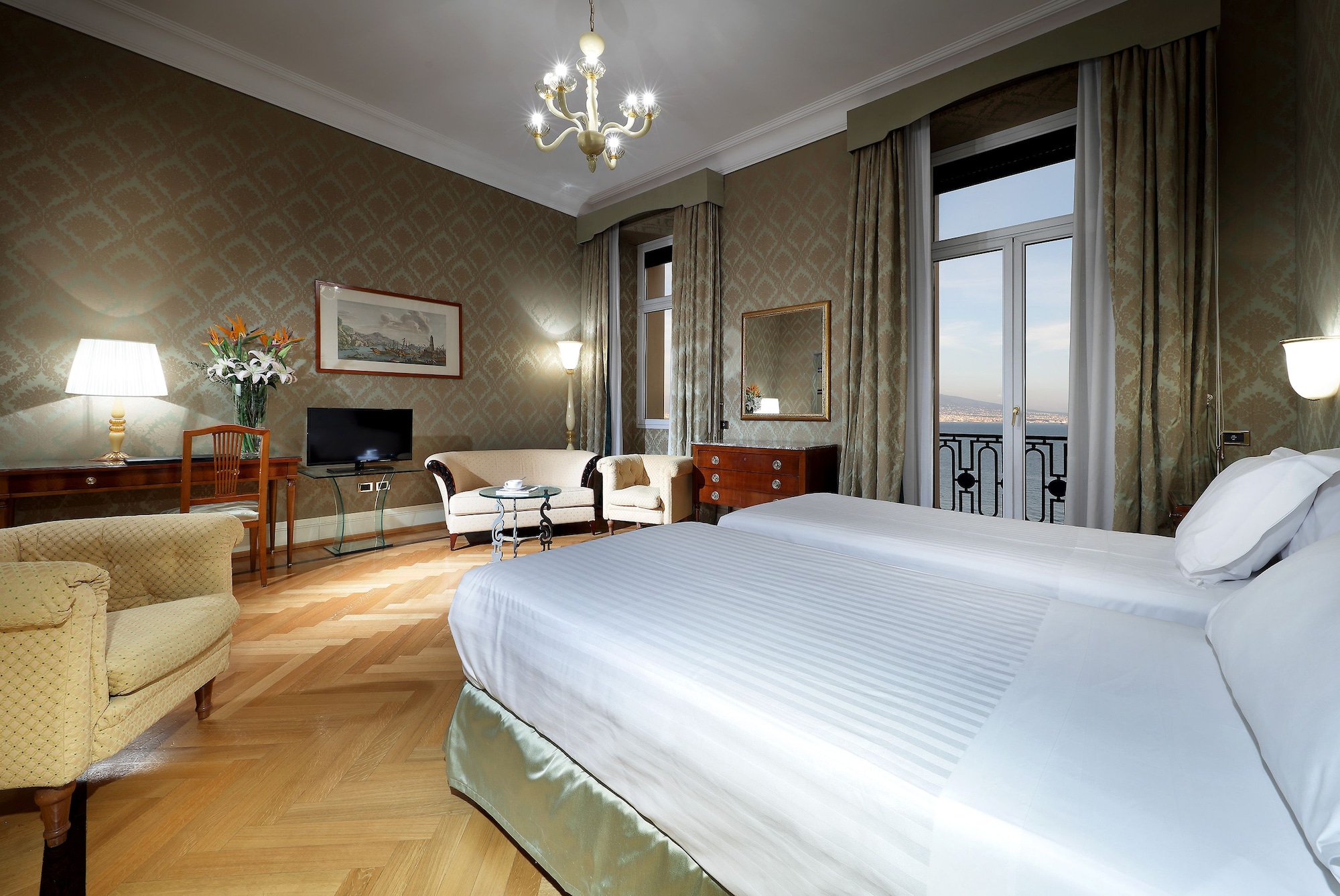 غرفة ديلوكس بسرير مزدوج بإطلالة على البحر، Eurostars Hotel Excelsior 2/10