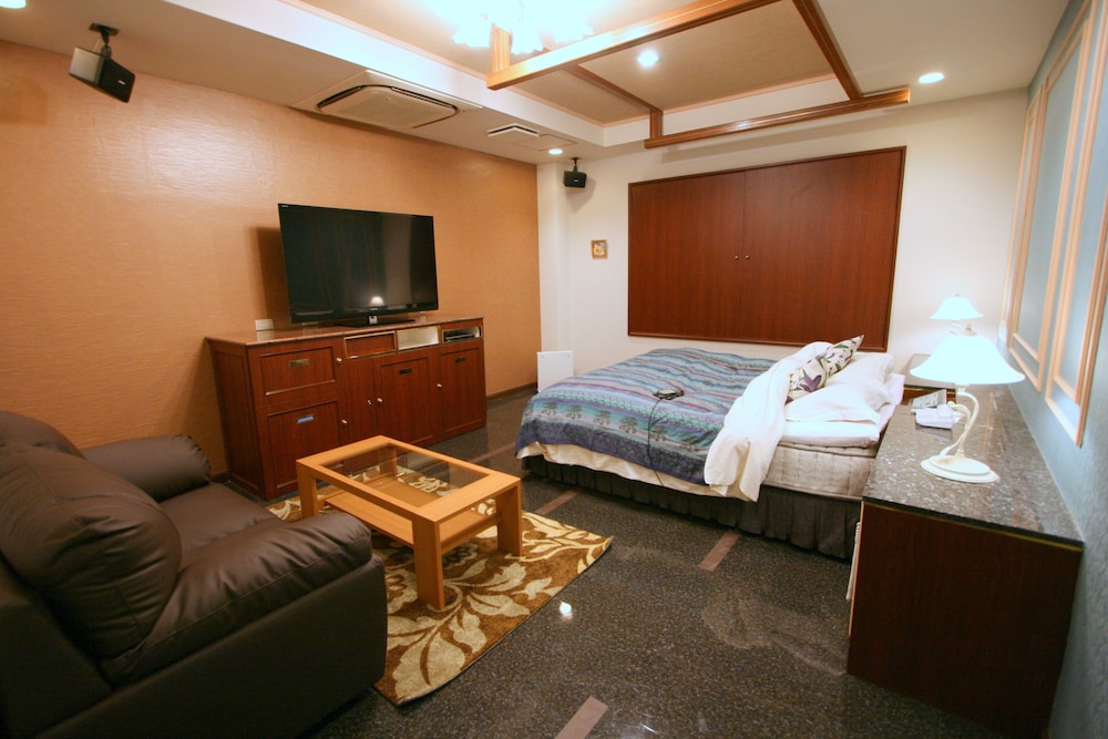 Hotel Sari Resort Takinoyashiro - Adults Only 8/25