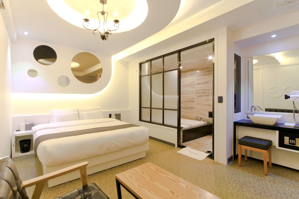 City Hotel G&G 28/45