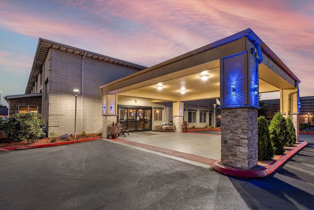 Comfort Inn & Suites Kelso - Longview 5/40