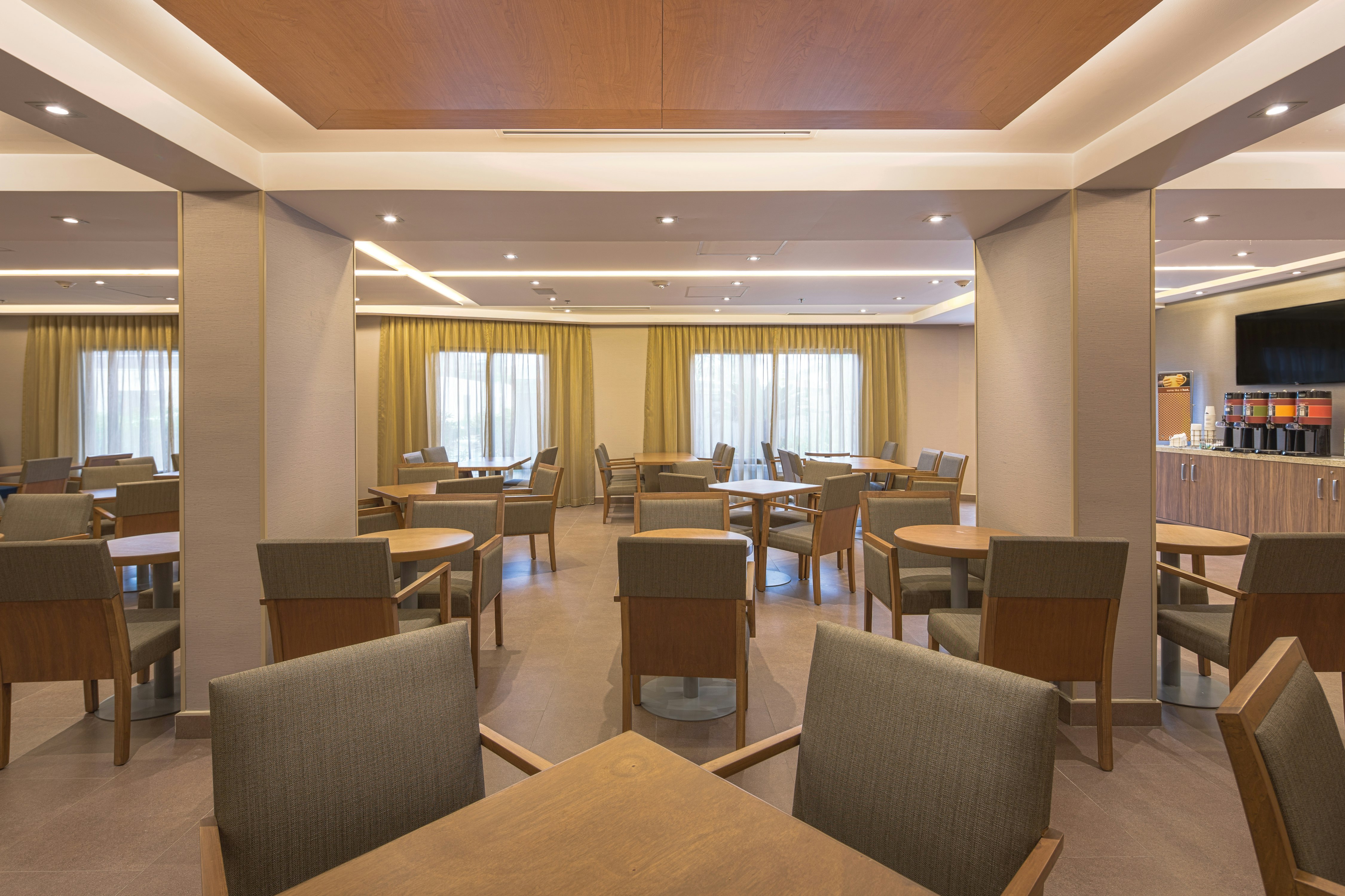 Hampton Inn by Hilton Monterrey Galerias Obispado 41/72
