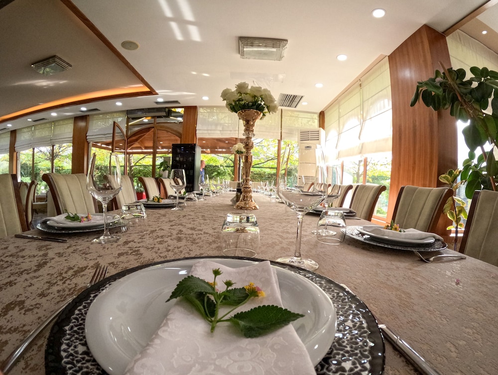 Buna Park Hotel Shkoder 19/50