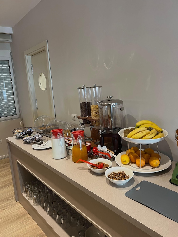 Aquila D Hotel 35/49