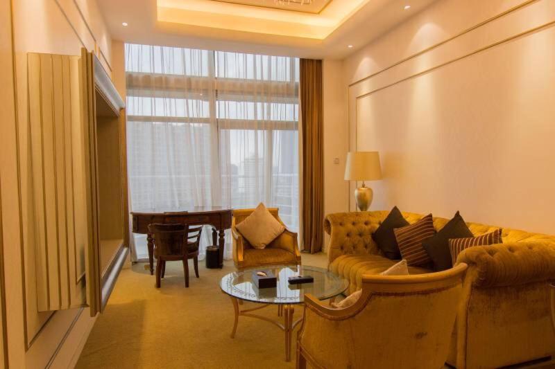 Hiyet Oriental Hotel Zhongshan 34/47