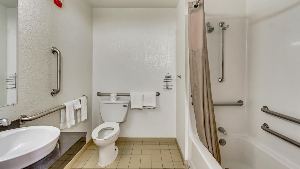 Motel6 Ogden, UT- Downtown 62/64