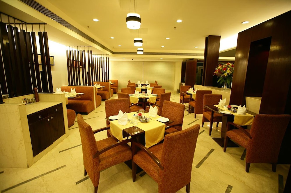 The Muse Sarovar Portico, Nehru Place 26/42