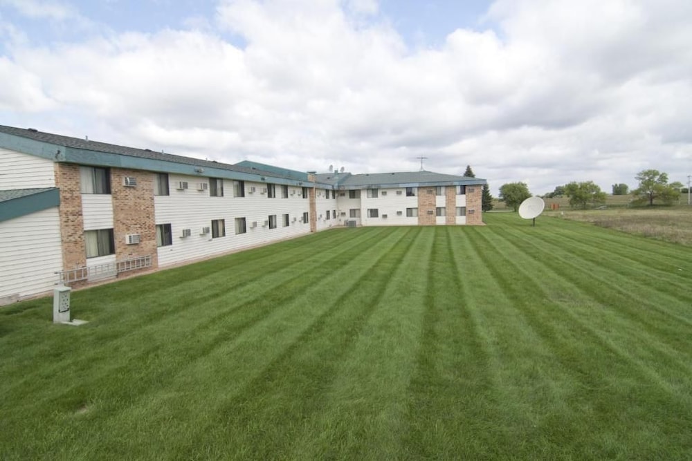 Motel6 Lakeville, MN - South - Lakeville 47/59