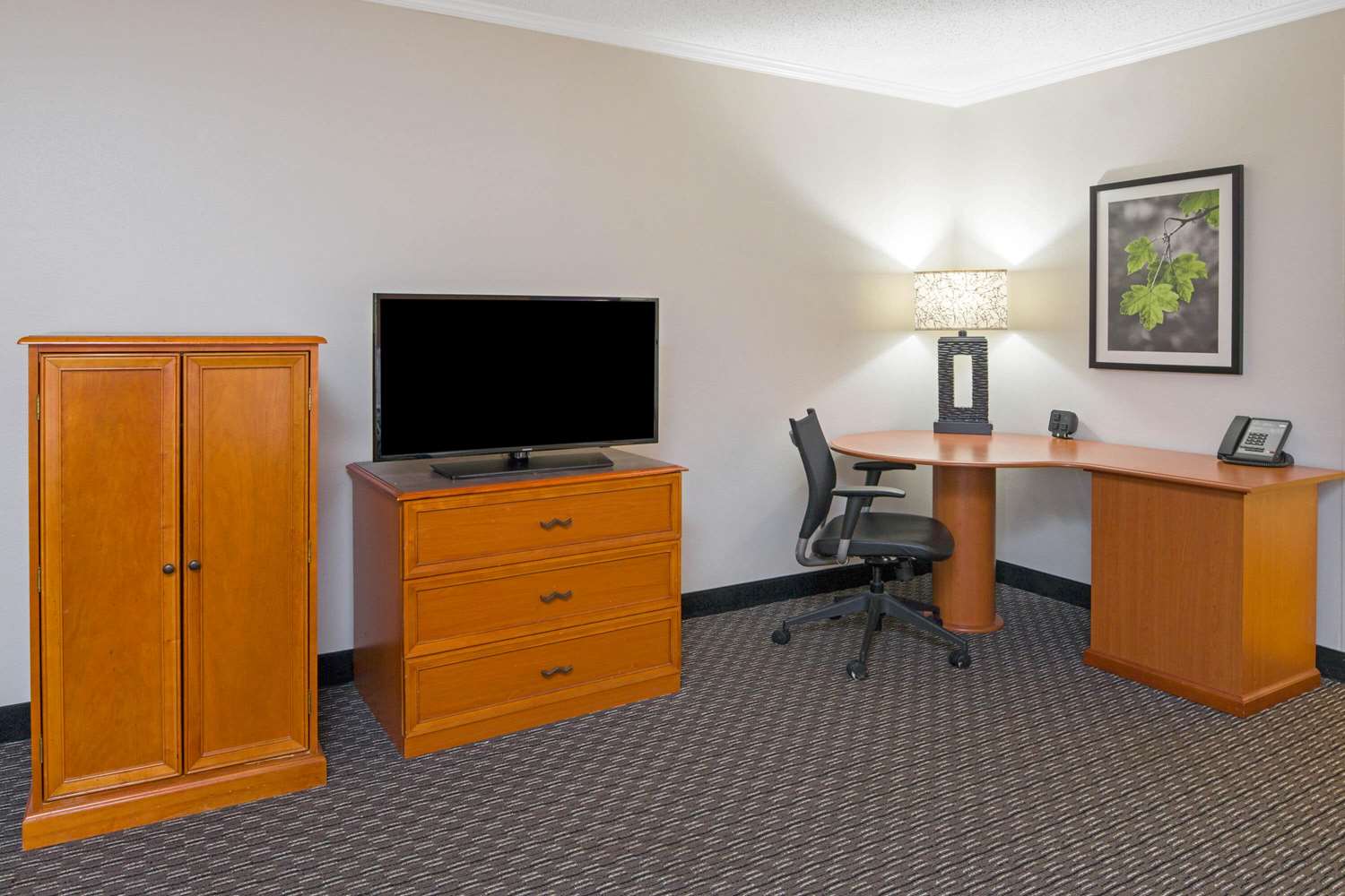 La Quinta Inn & Suites by Wyndham Baton Rouge Siegen Lane 45/55