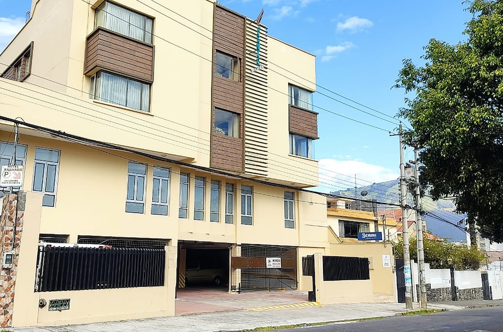 Fenix Hotel 63/66