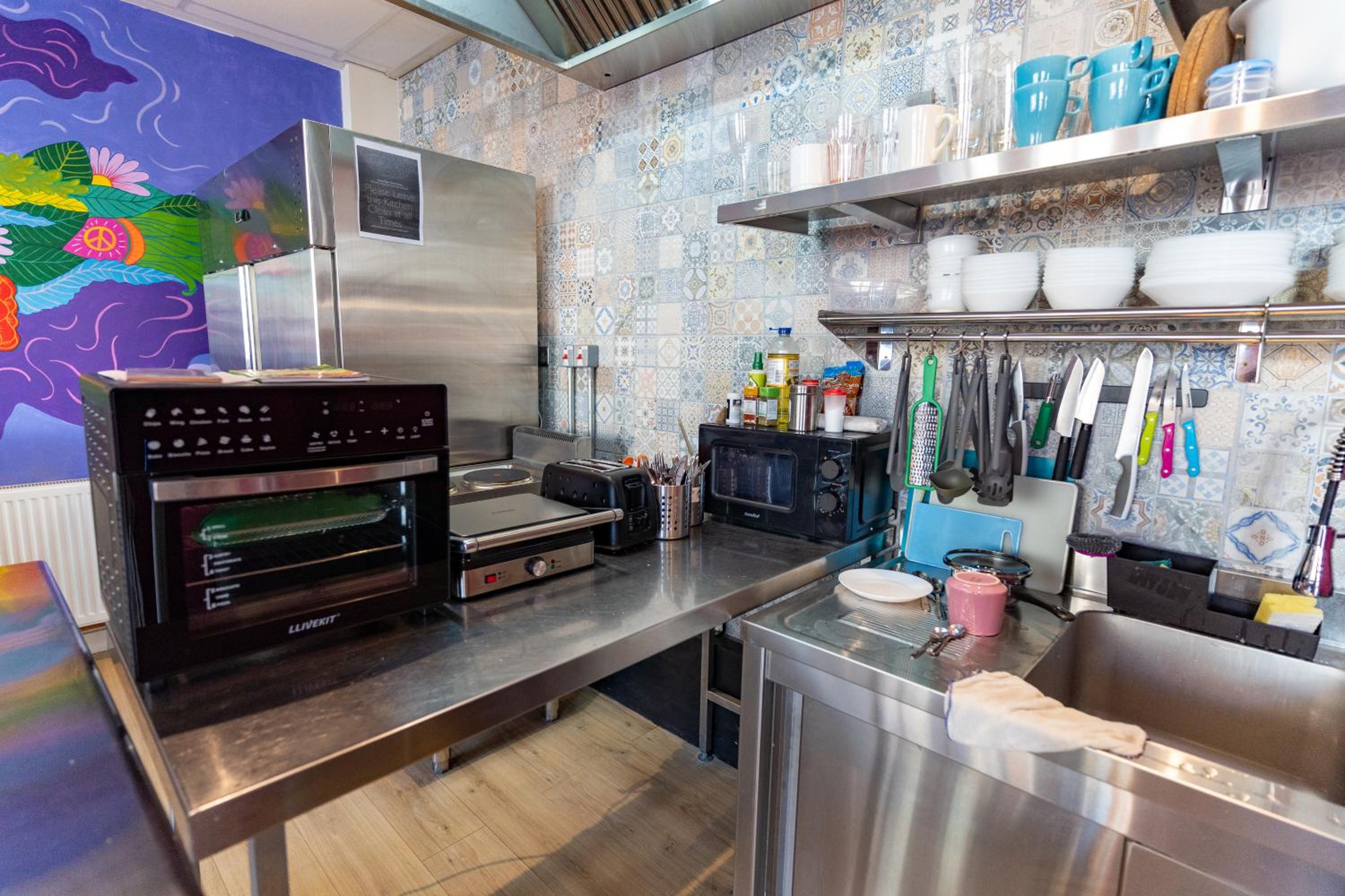 Hostelle - women only hostel London 11/26