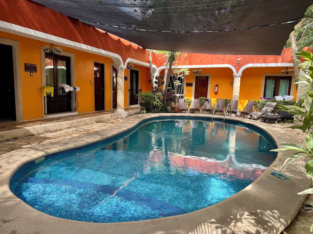 El Zaguán Colonial 5/50