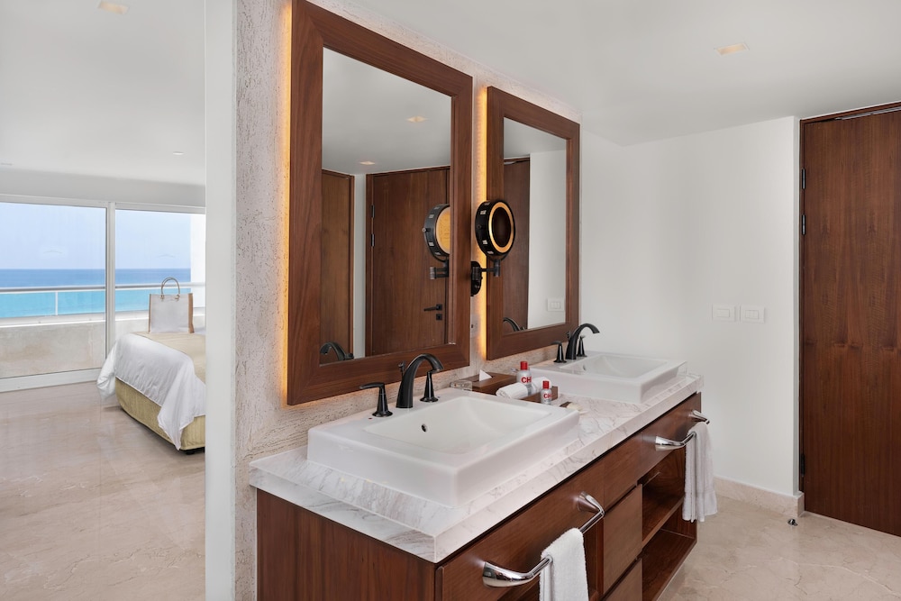 Sun Palace - Adults Only 47/49
